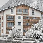 Nh96 Inklusive Kostenfreiem Eintritt In Alpentherme *