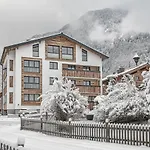 Nh96 Inklusive Kostenfreiem Eintritt In Alpentherme * Бад Хофгаштайн